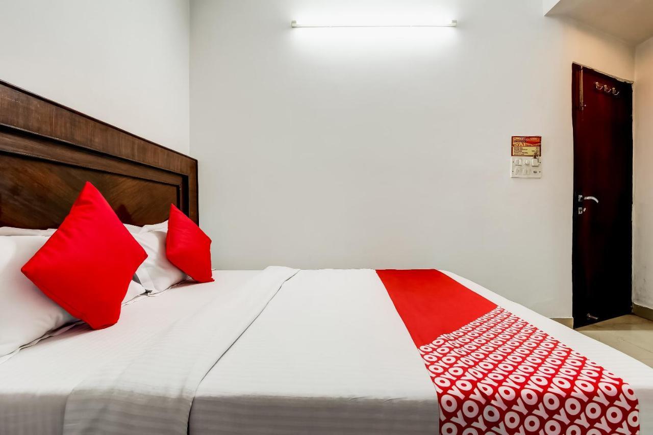 Oyo 7781 Hotel Sai International Ню Делхи Екстериор снимка
