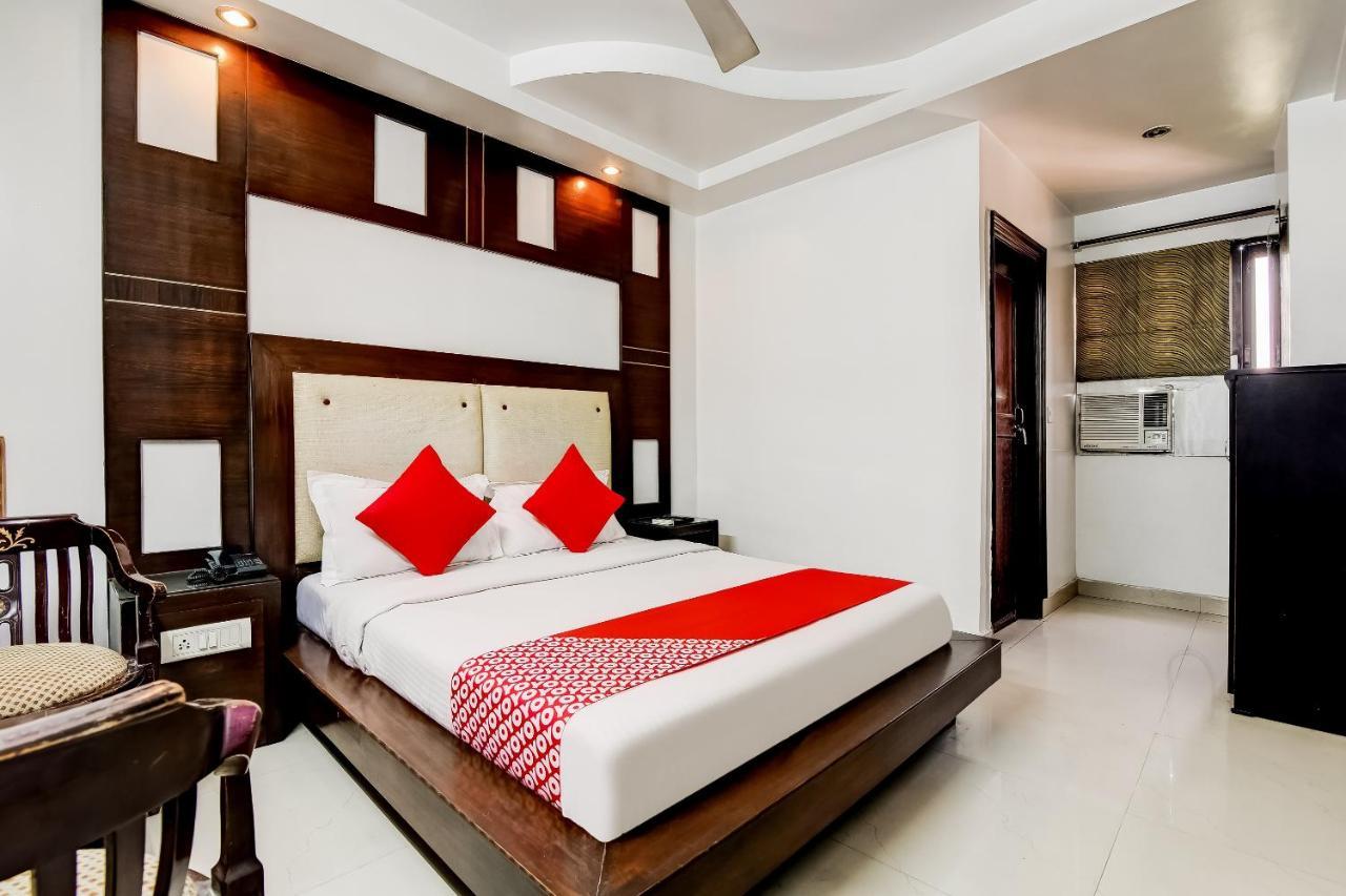 Oyo 7781 Hotel Sai International Ню Делхи Екстериор снимка