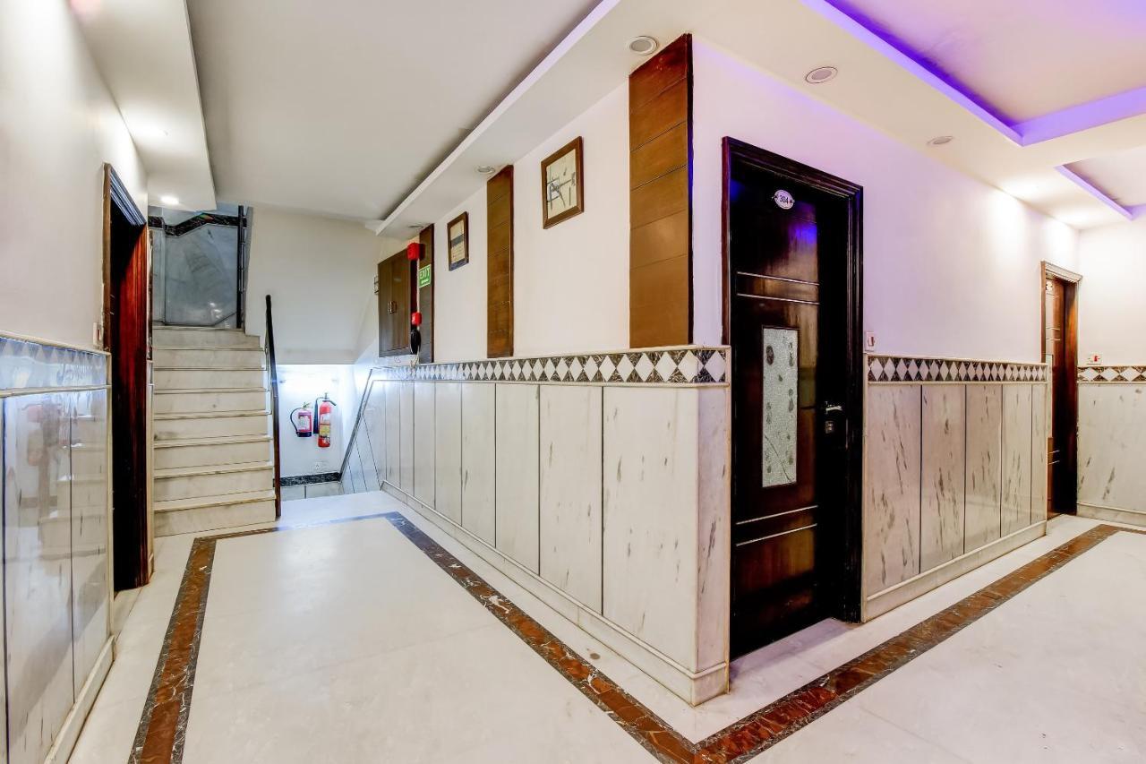 Oyo 7781 Hotel Sai International Ню Делхи Екстериор снимка