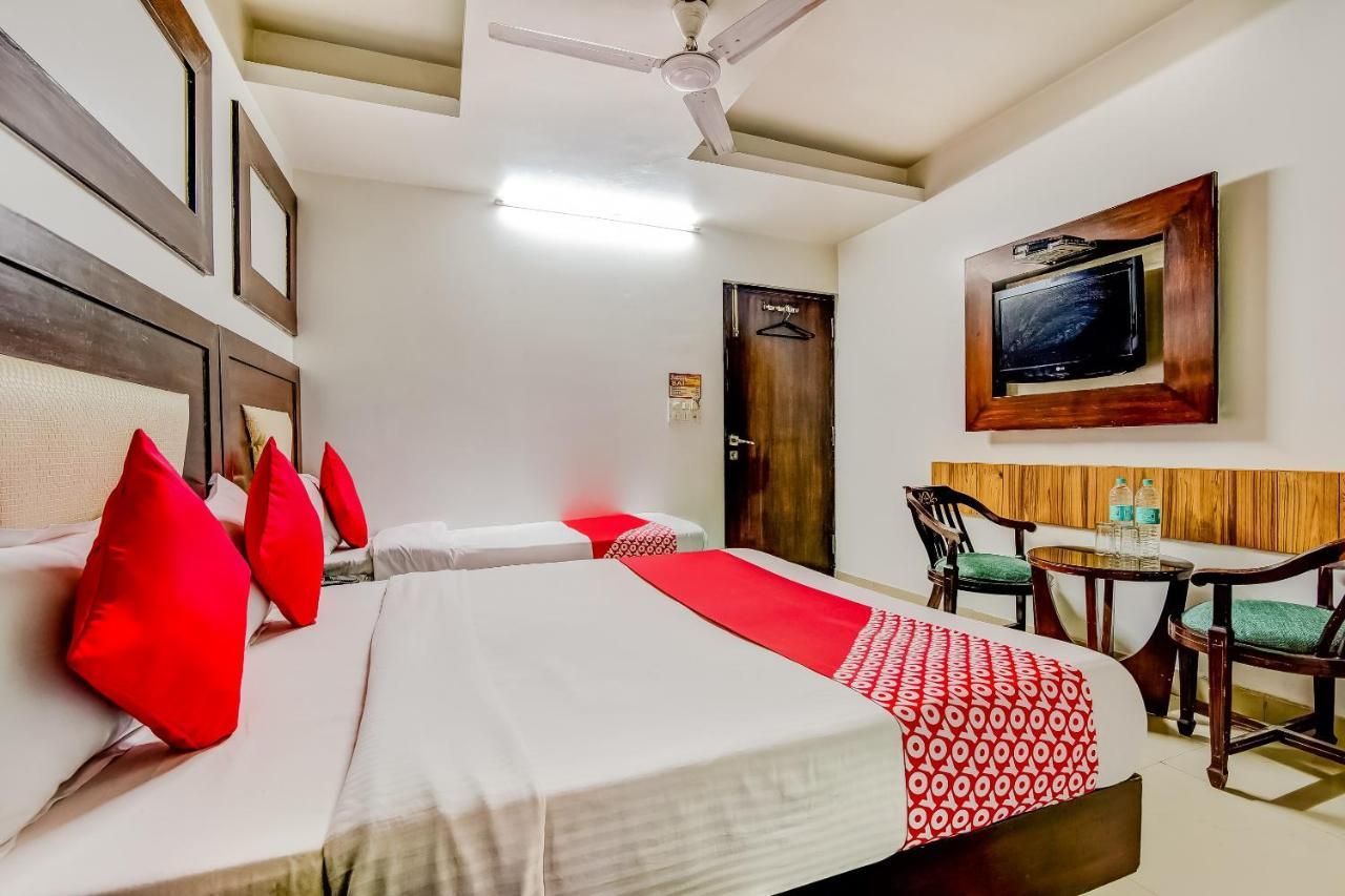 Oyo 7781 Hotel Sai International Ню Делхи Екстериор снимка