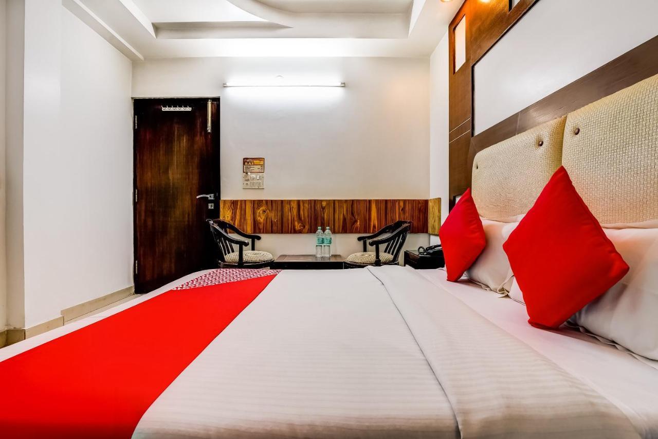 Oyo 7781 Hotel Sai International Ню Делхи Екстериор снимка