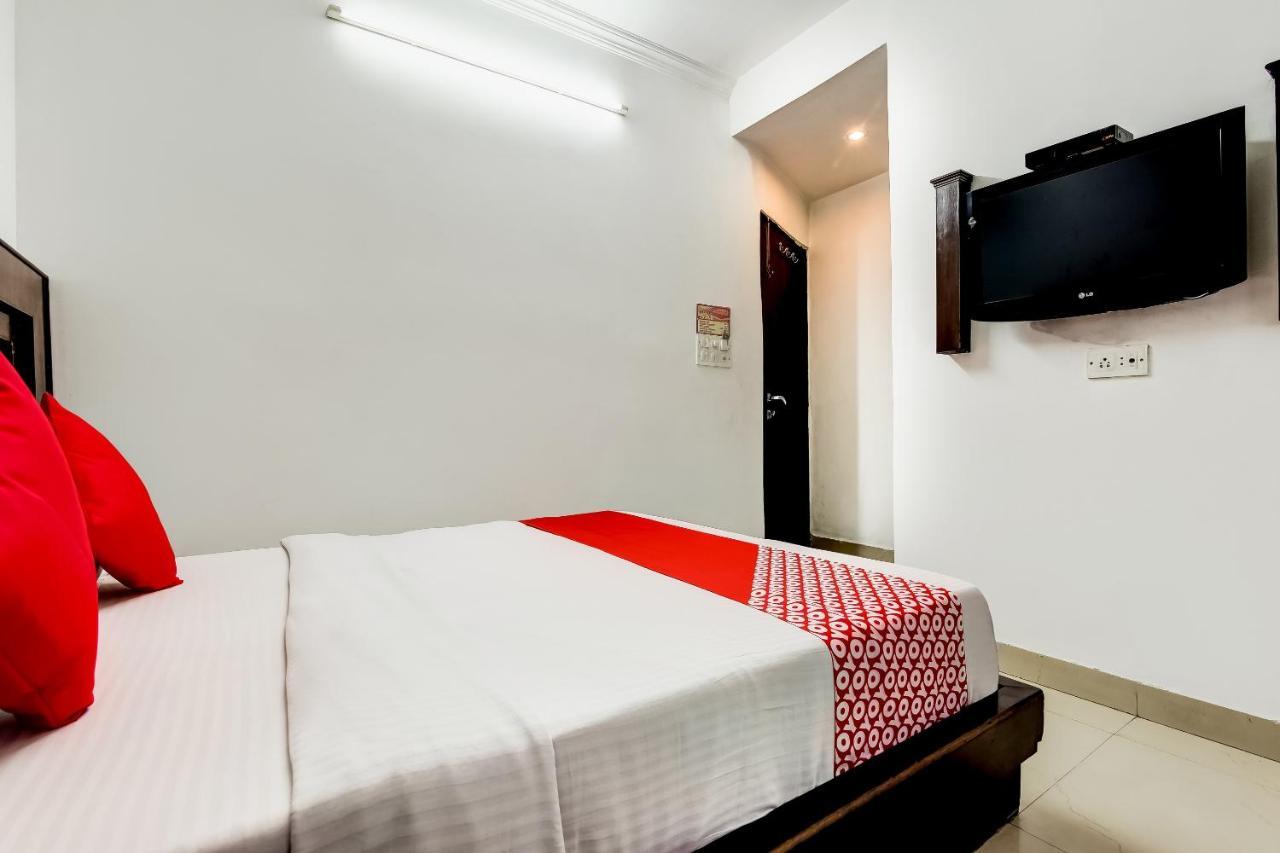 Oyo 7781 Hotel Sai International Ню Делхи Екстериор снимка