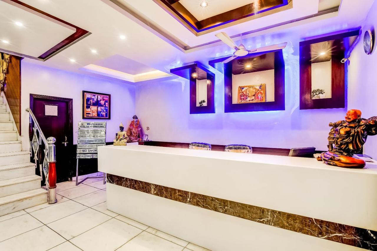Oyo 7781 Hotel Sai International Ню Делхи Екстериор снимка