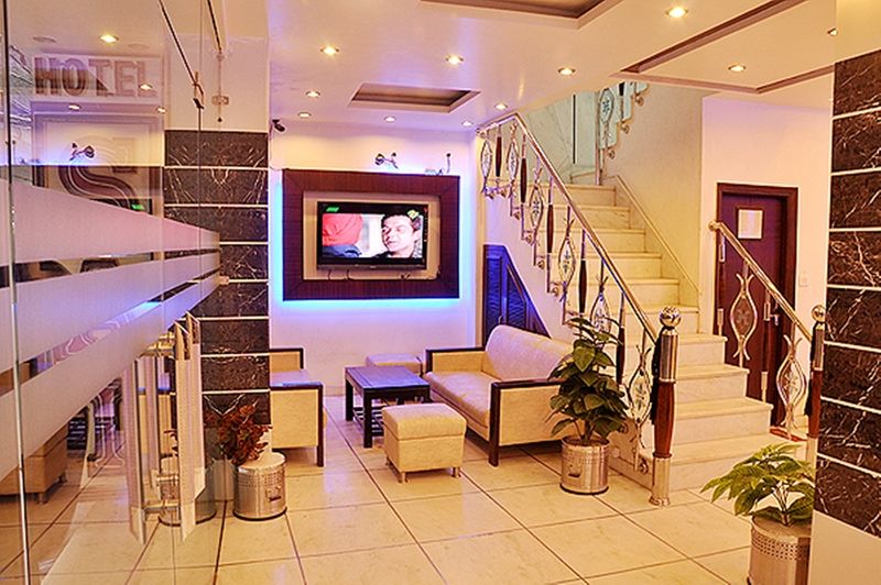 Oyo 7781 Hotel Sai International Ню Делхи Екстериор снимка