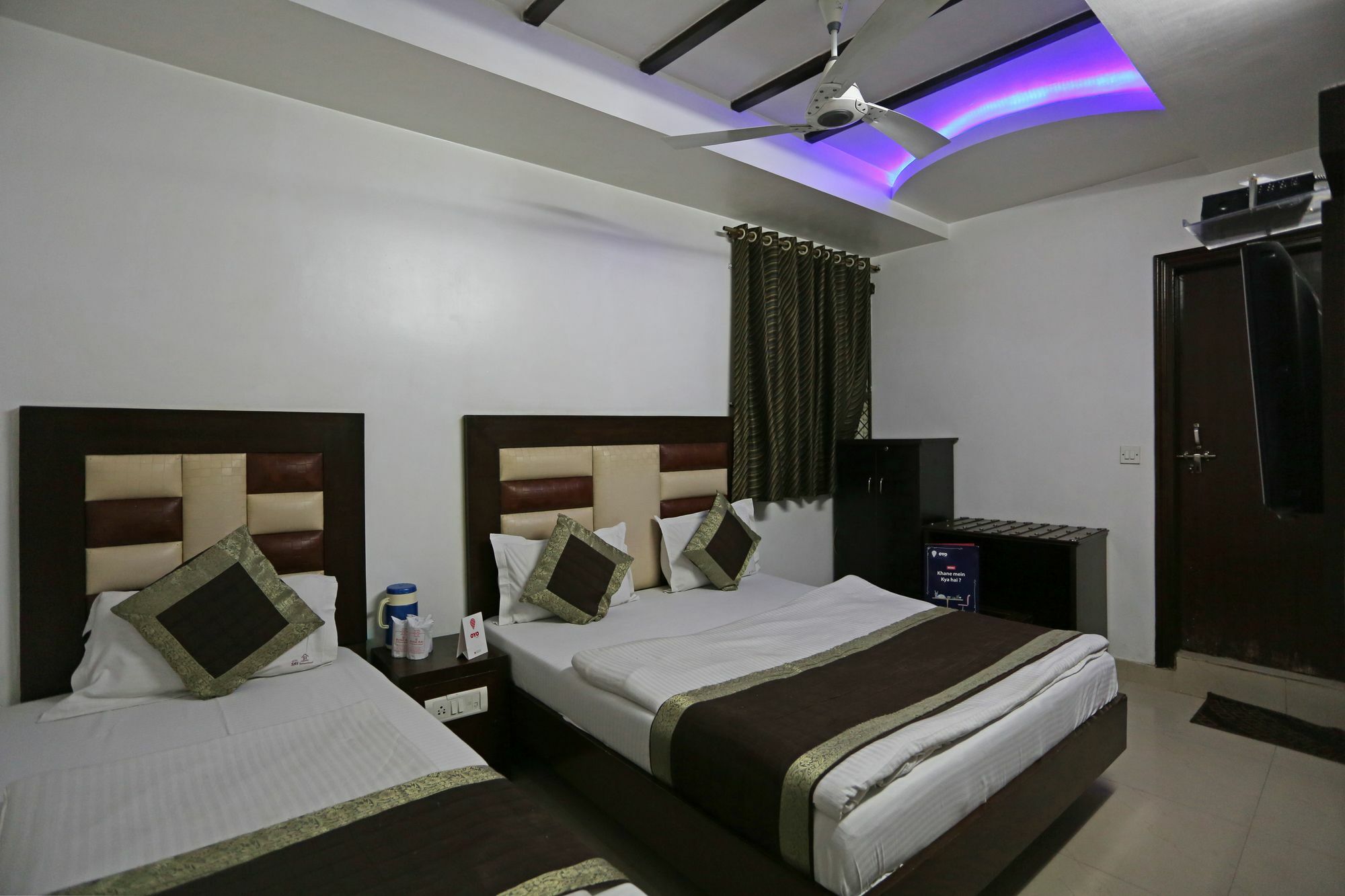 Oyo 7781 Hotel Sai International Ню Делхи Екстериор снимка